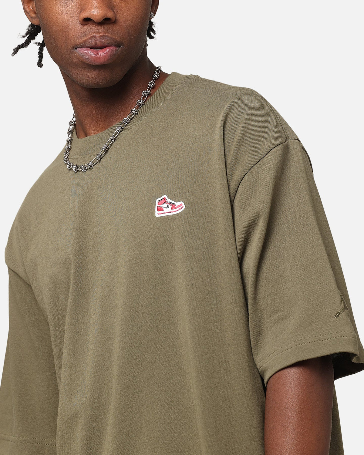 HOT Products Jordan Brand Sneaker Patch Crewneck T-Shirt Medium Olive