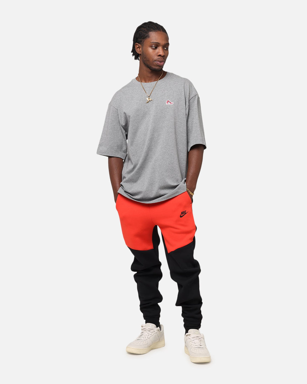 HOT Products Jordan Brand Sneaker Patch Crewneck T-Shirt Carbon Heather