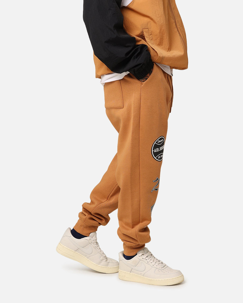 HOT Products Jordan Essentials Fleece Pants Dark Brown