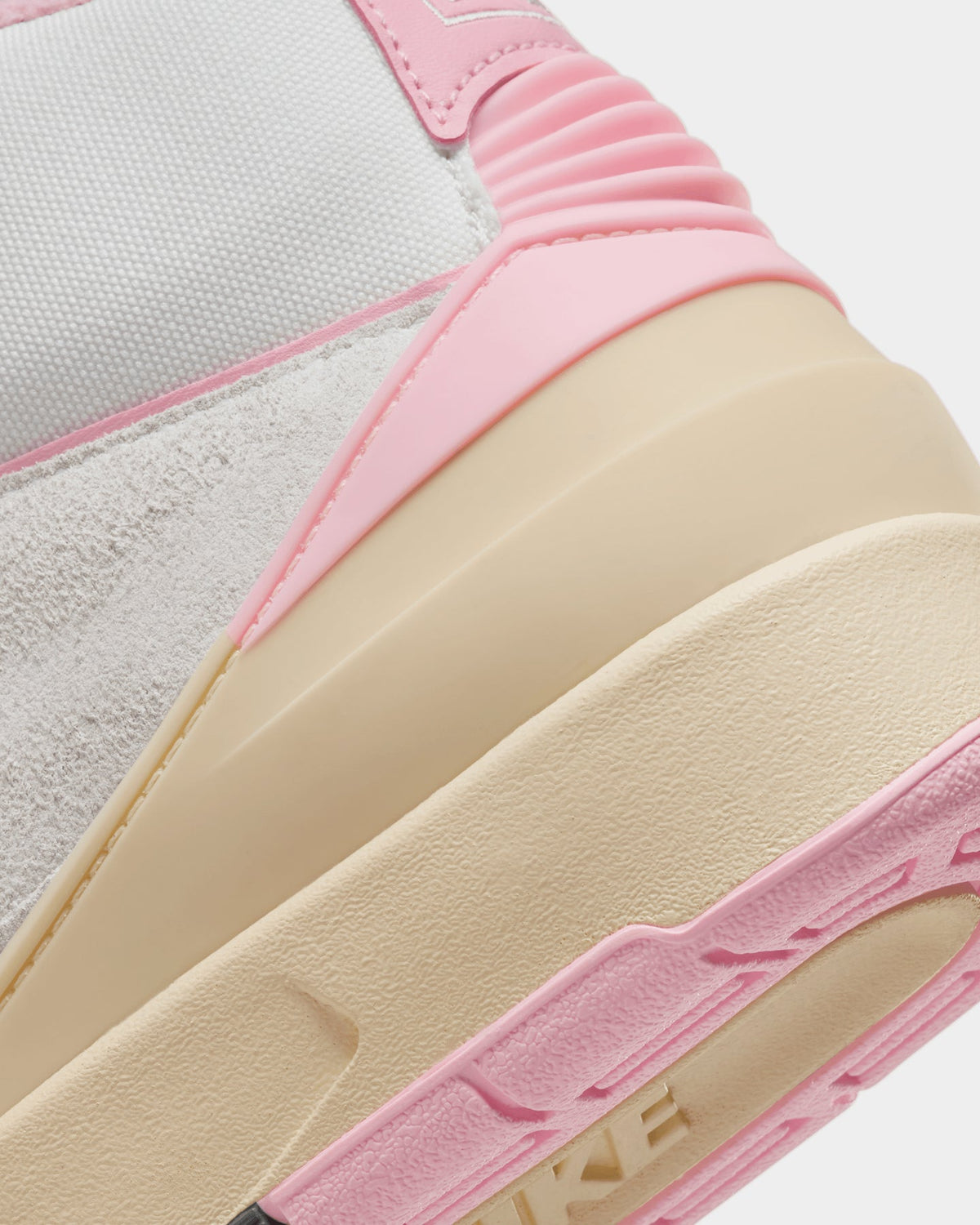 HOT Products Jordan Women's Air Jordan 2 Retro "Soft Pink" Summit White/Gym Red/Medium Soft Pink