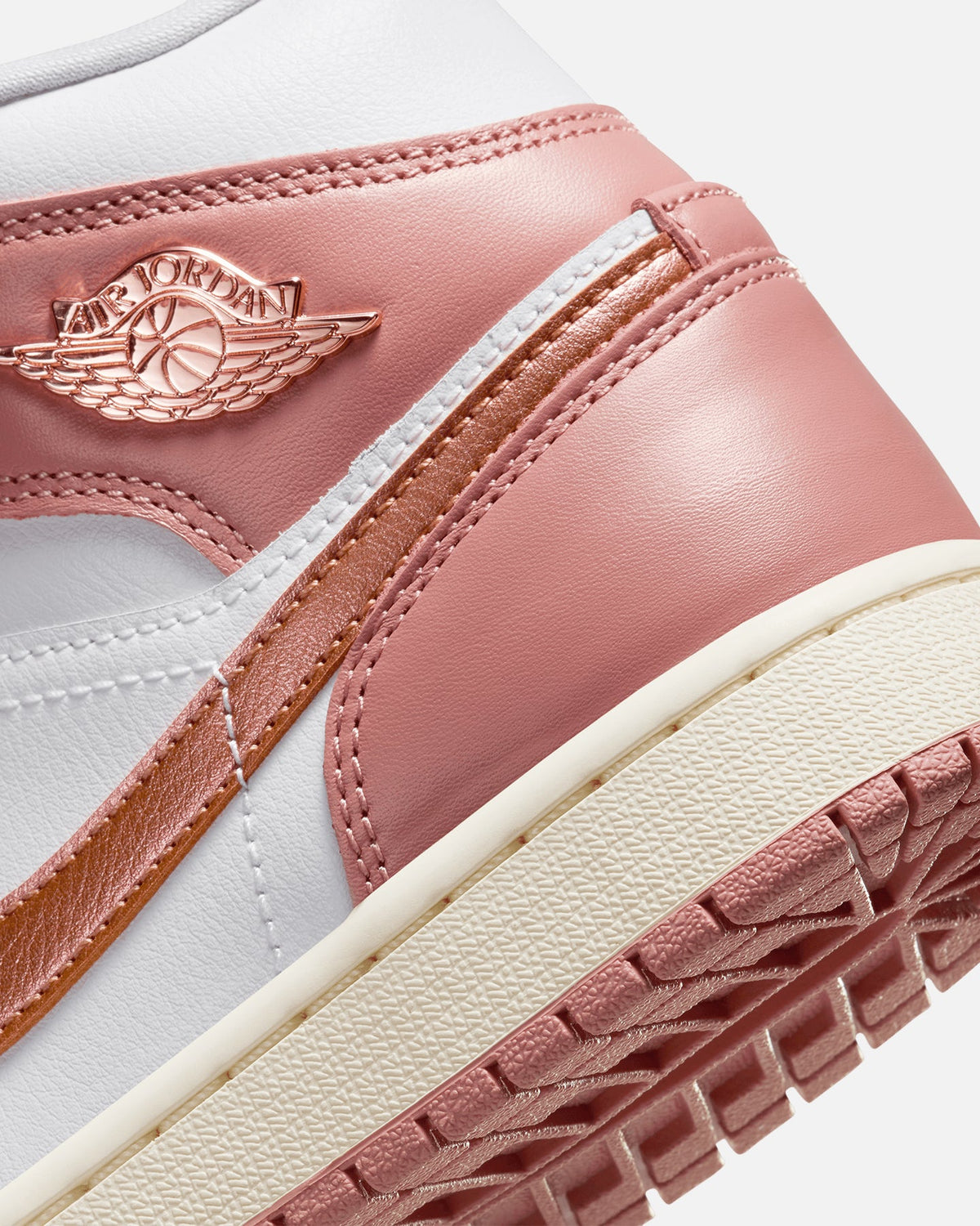 HOT Products Jordan Women's Air Jordan 1 Mid SE Red Stardust/Metallic Copper