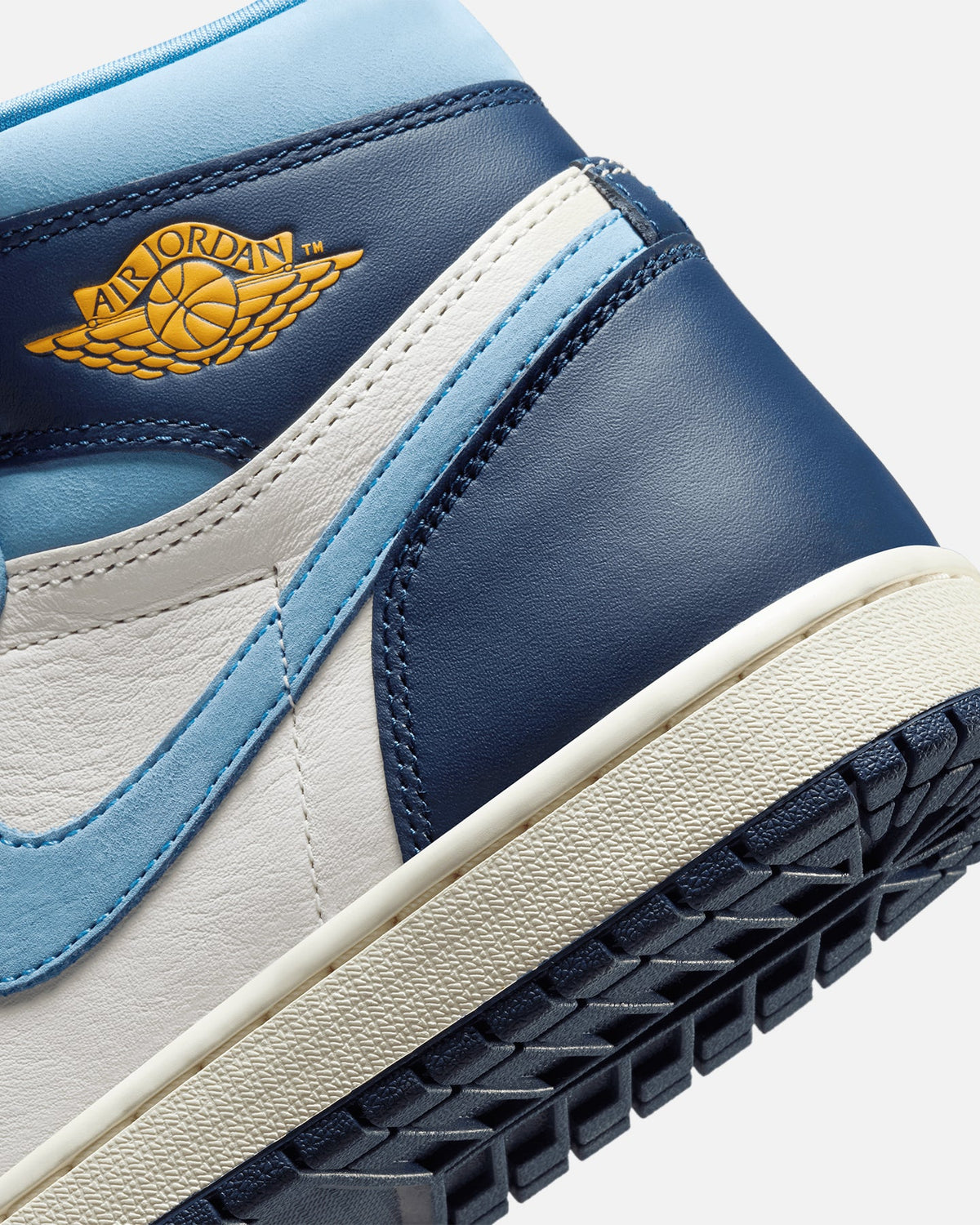 HOT Products Jordan Women's Air Jordan 1 Retro High OG "First In Flight" University Blue