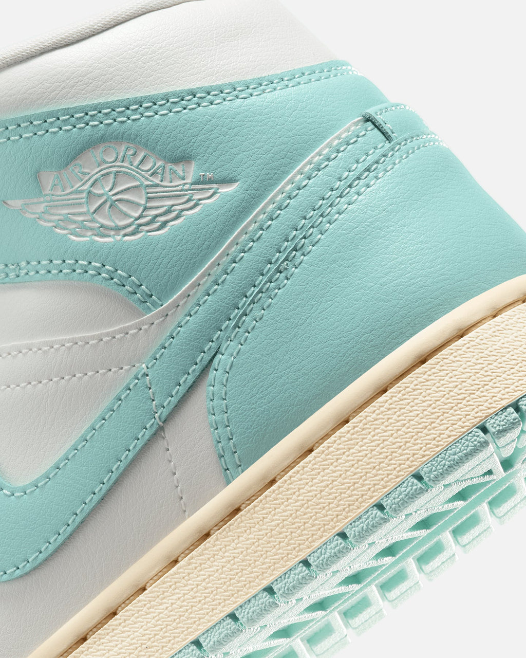 HOT Products Jordan Women's Air Jordan 1 Mid "Light Dew" Sail/Light Dew Muslin