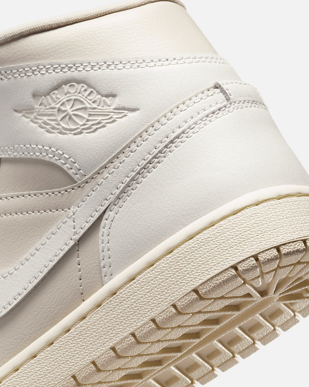 HOT Products Jordan Women's Air Jordan 1 Mid "Legend Light Brown" Legend Light Brown