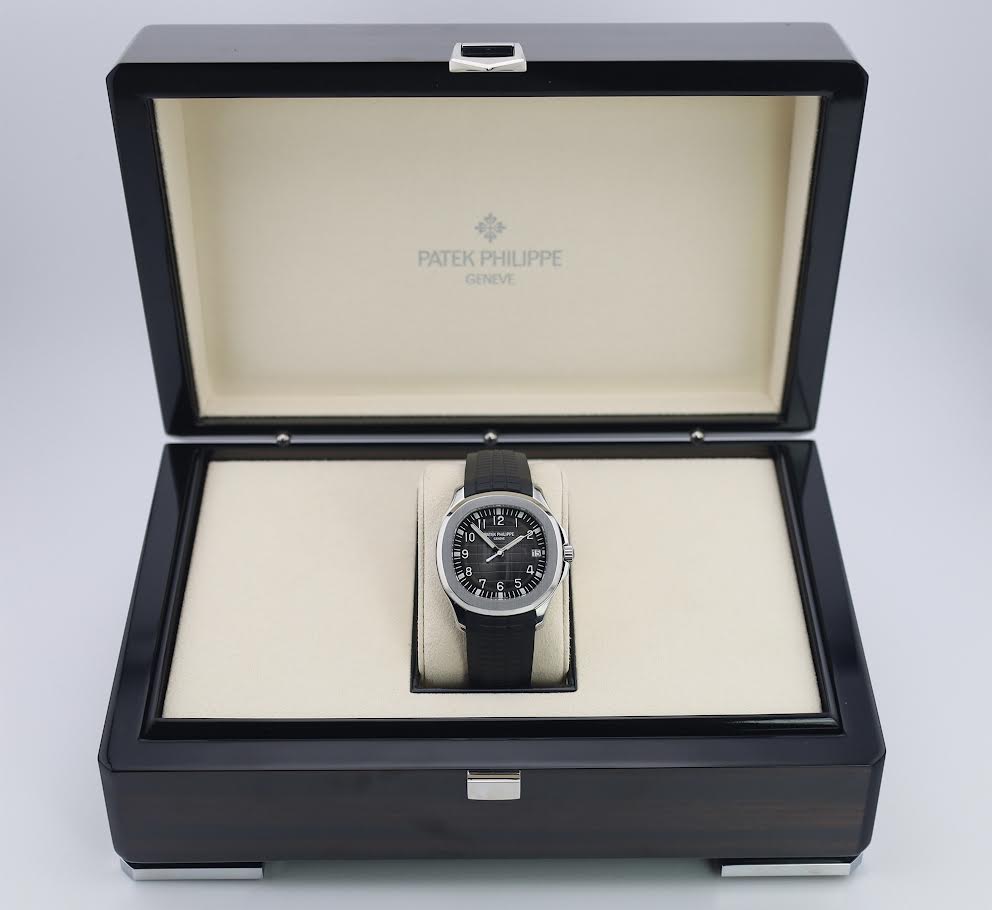 Patek Philippe Aquanaut Date Sweep Seconds Stainless Steel Black Dial | 5167A-001