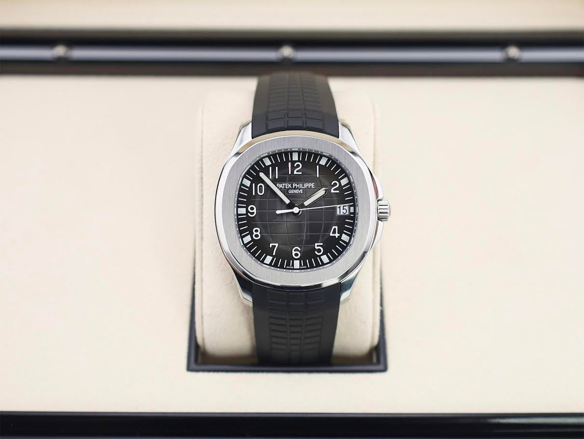 Patek Philippe Aquanaut Date Sweep Seconds Stainless Steel Black Dial | 5167A-001