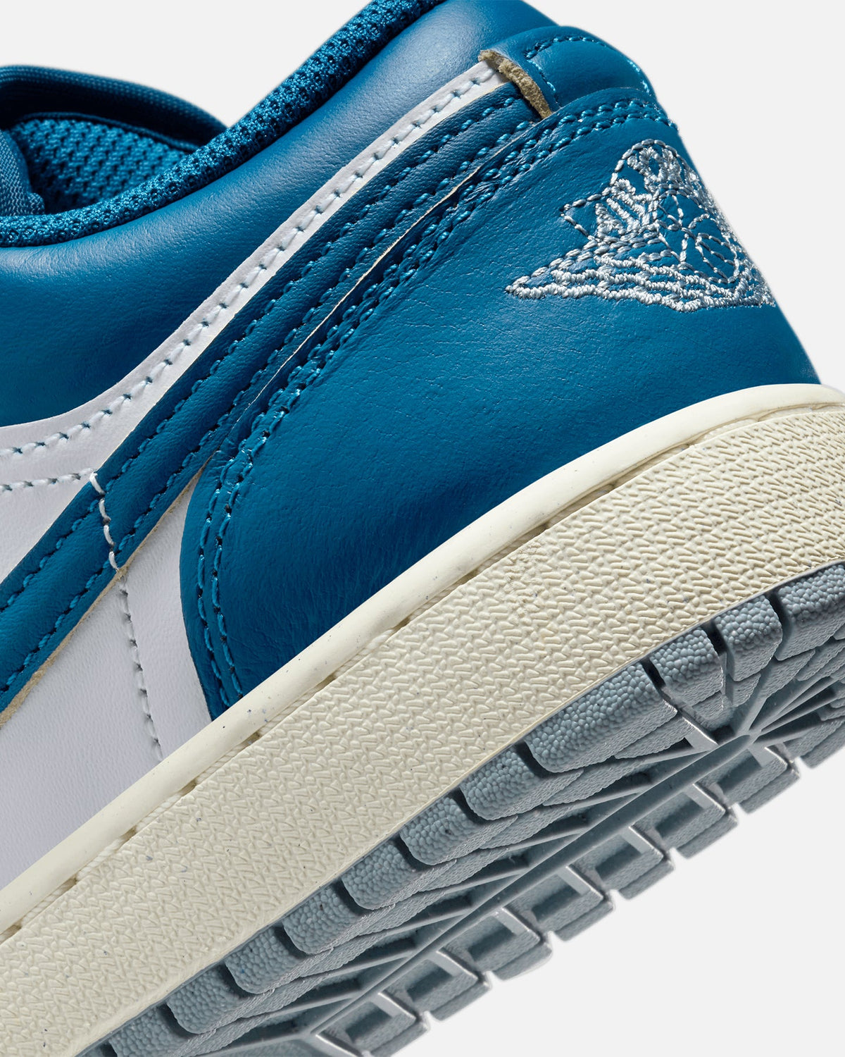 HOT Products Jordan Kids' Air Jordan 1 Low SE (GS) White/Industrial Blue