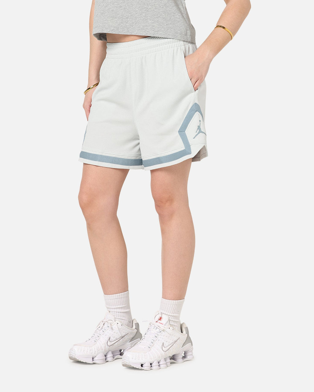 HOT Products Jordan Women's Dri-FIT 4" Diamond Shorts Light Silver