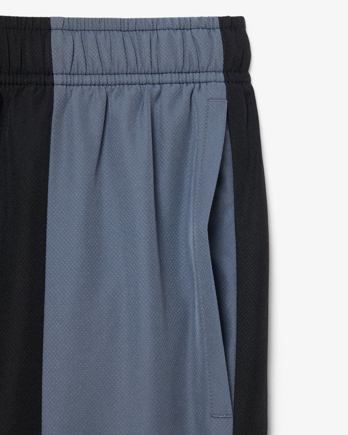 New Arrival Lacoste WATER - REPELLENT COLOR-BLOCK SPORT Short Men -BLACK/GREY