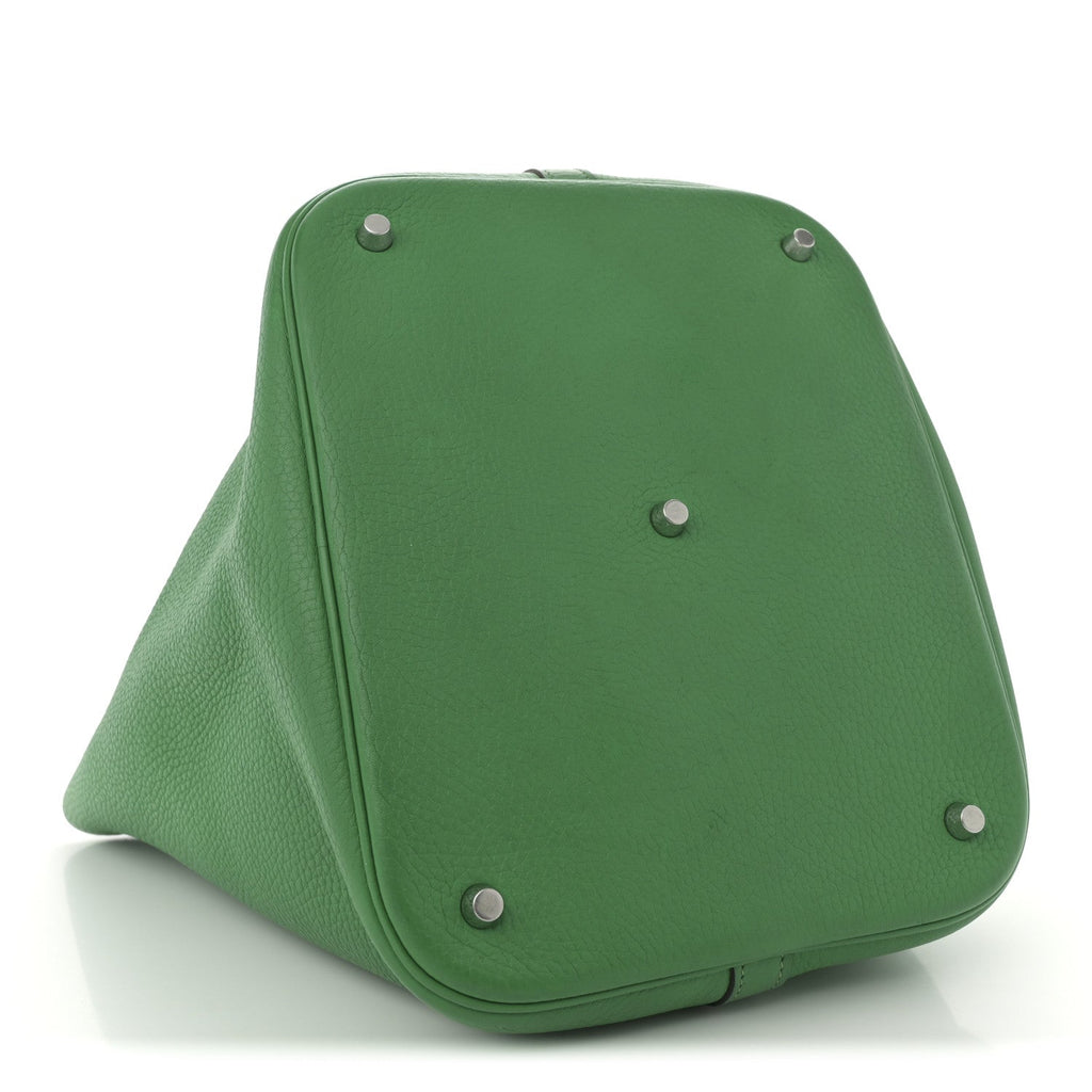 Taurillon Clemence Picotin Lock 26 GM Bamboo