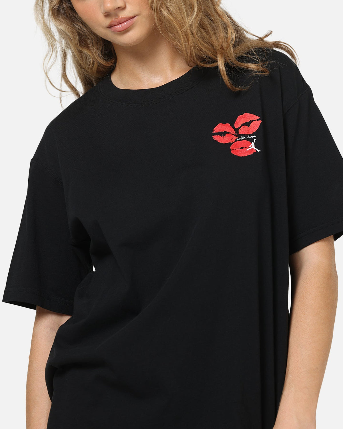 HOT Products Jordan Women's Flight Graphic Kiss T-Shirt Black/White