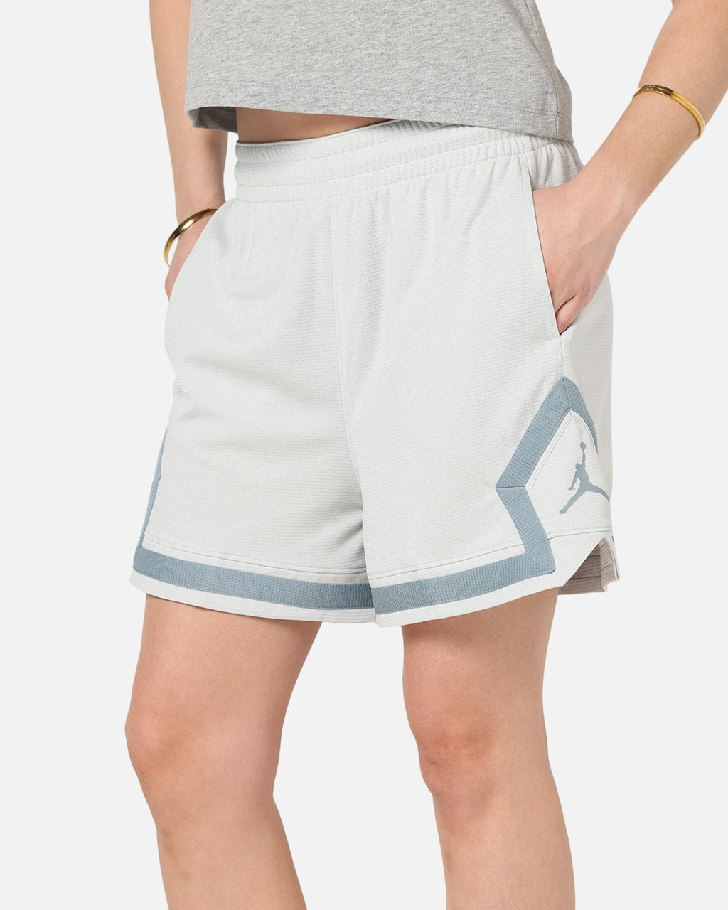 HOT Products Jordan Women's Dri-FIT 4" Diamond Shorts Light Silver