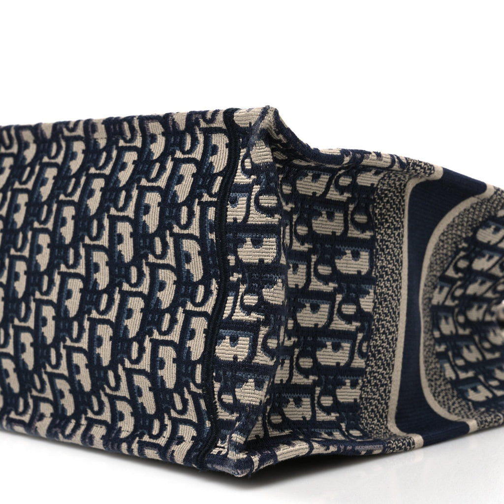Oblique Medium Book Tote Blue Multicolor