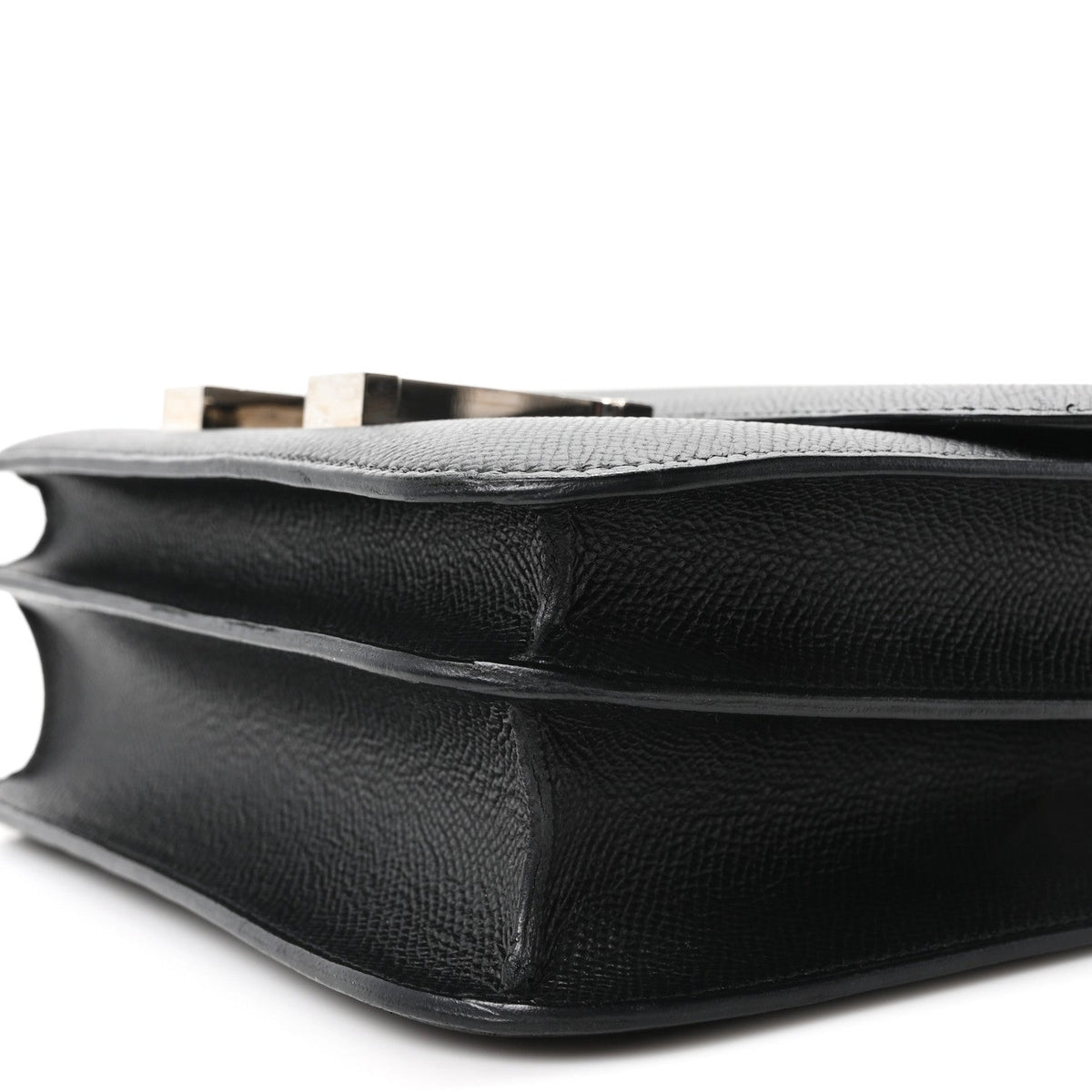 Epsom Constance 24 Black