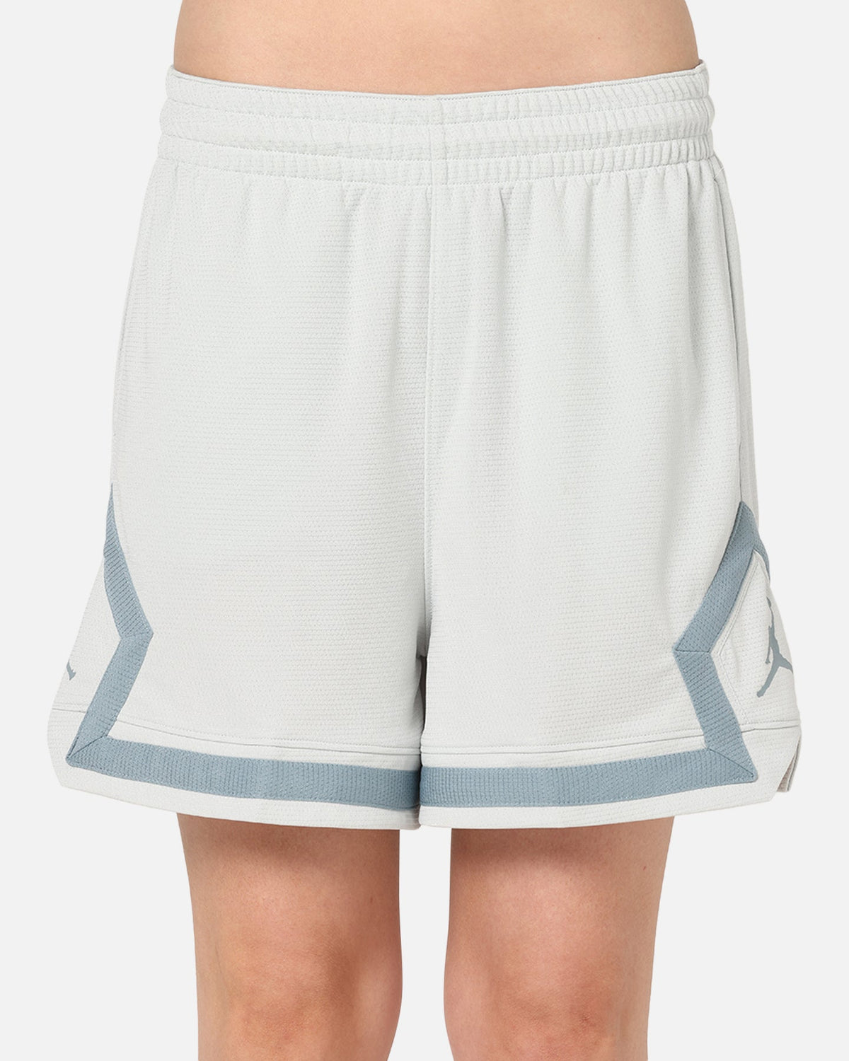 HOT Products Jordan Women's Dri-FIT 4" Diamond Shorts Light Silver