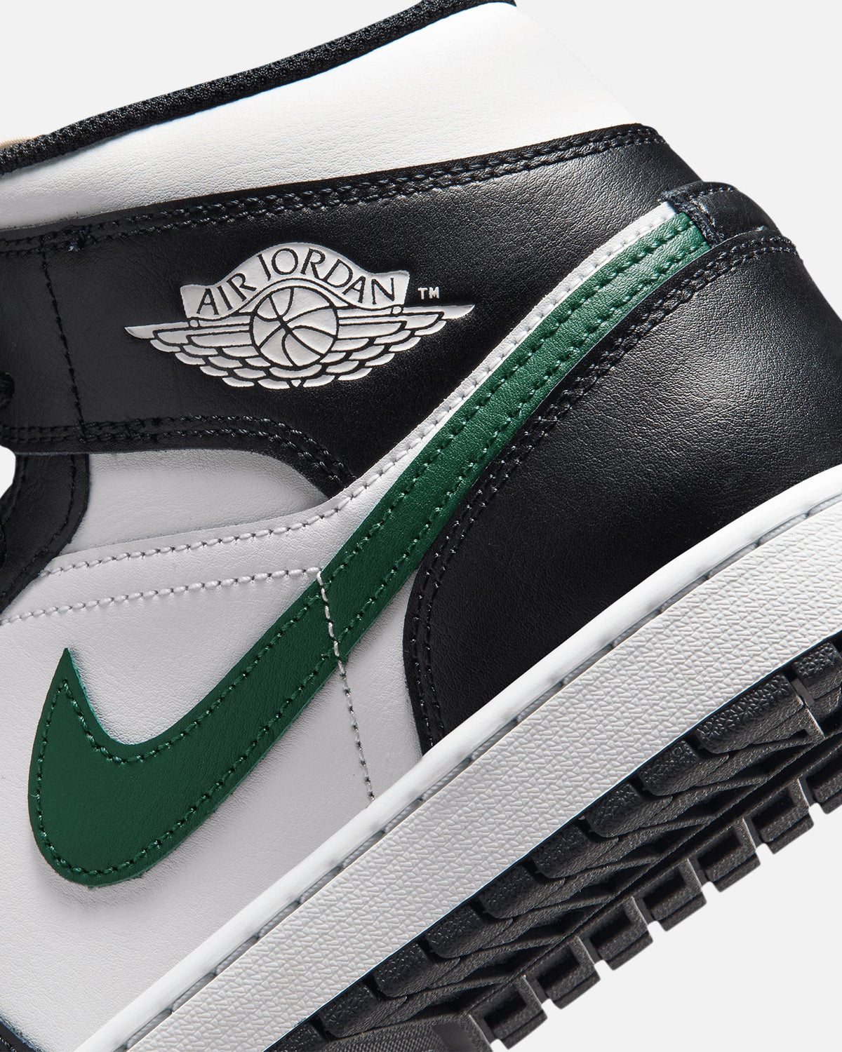 HOT Products Jordan Air Jordan 1 Mid Black/Summit White