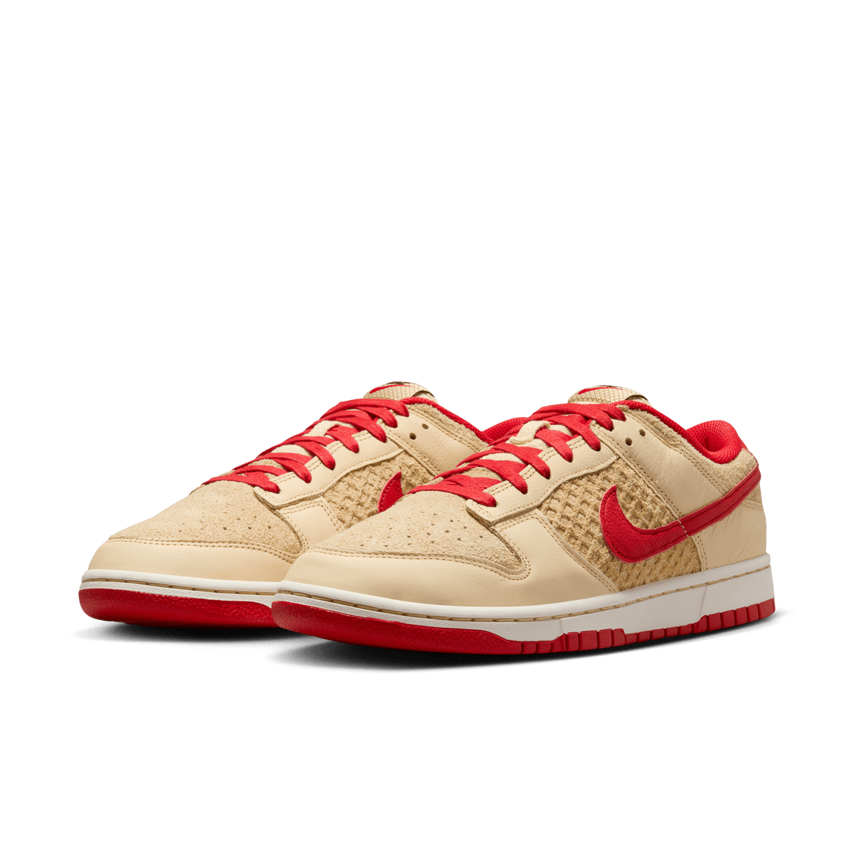 Men's Nike Dunk Low Retro SE "Strawberry Waffle"