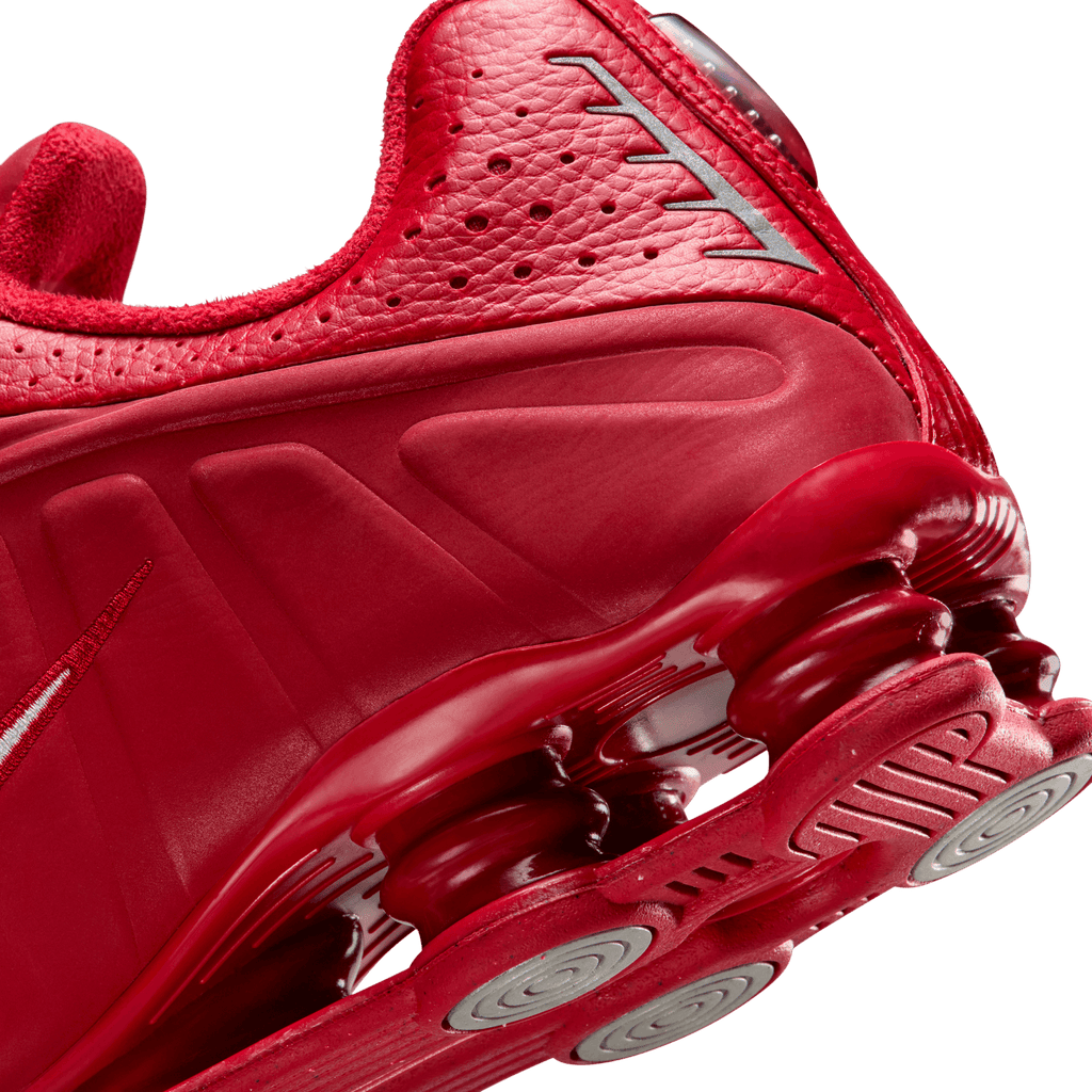 Men's Nike Shox R4 "Gym Red"