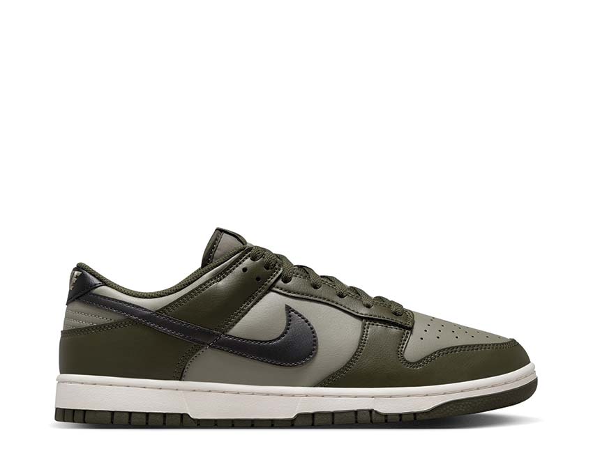 Nike Dunk Low Retro "Cargo Khaki"