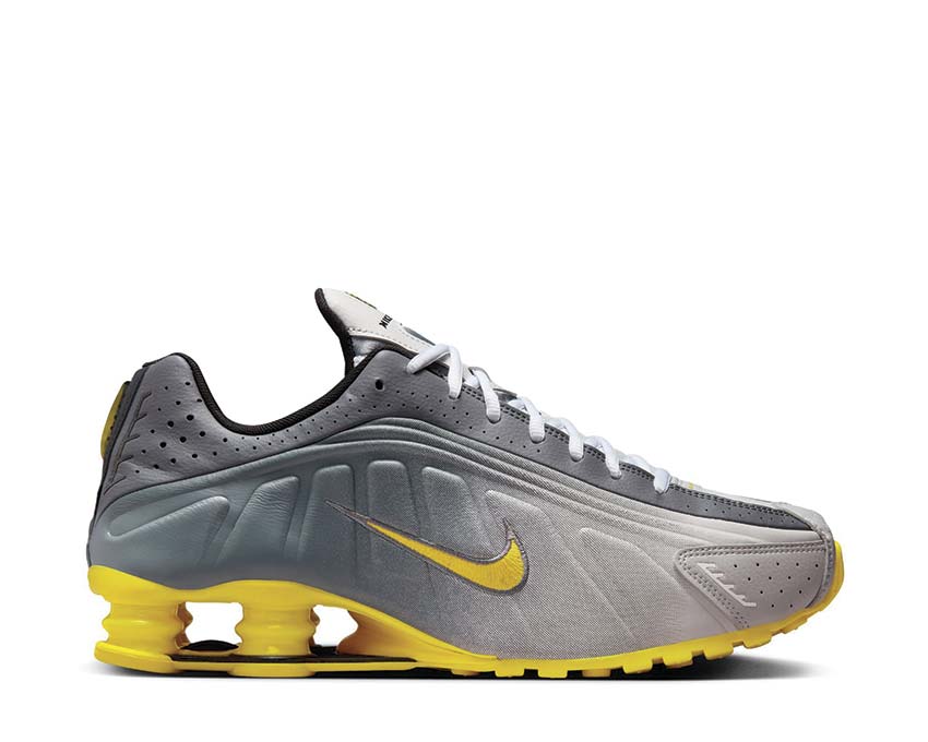 Nike Shox R4 SE