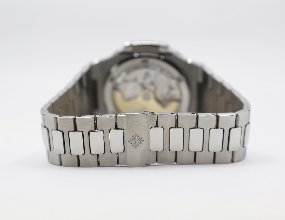 Patek Philippe 40mm Nautilus Watch Blue Dial 5711/1A