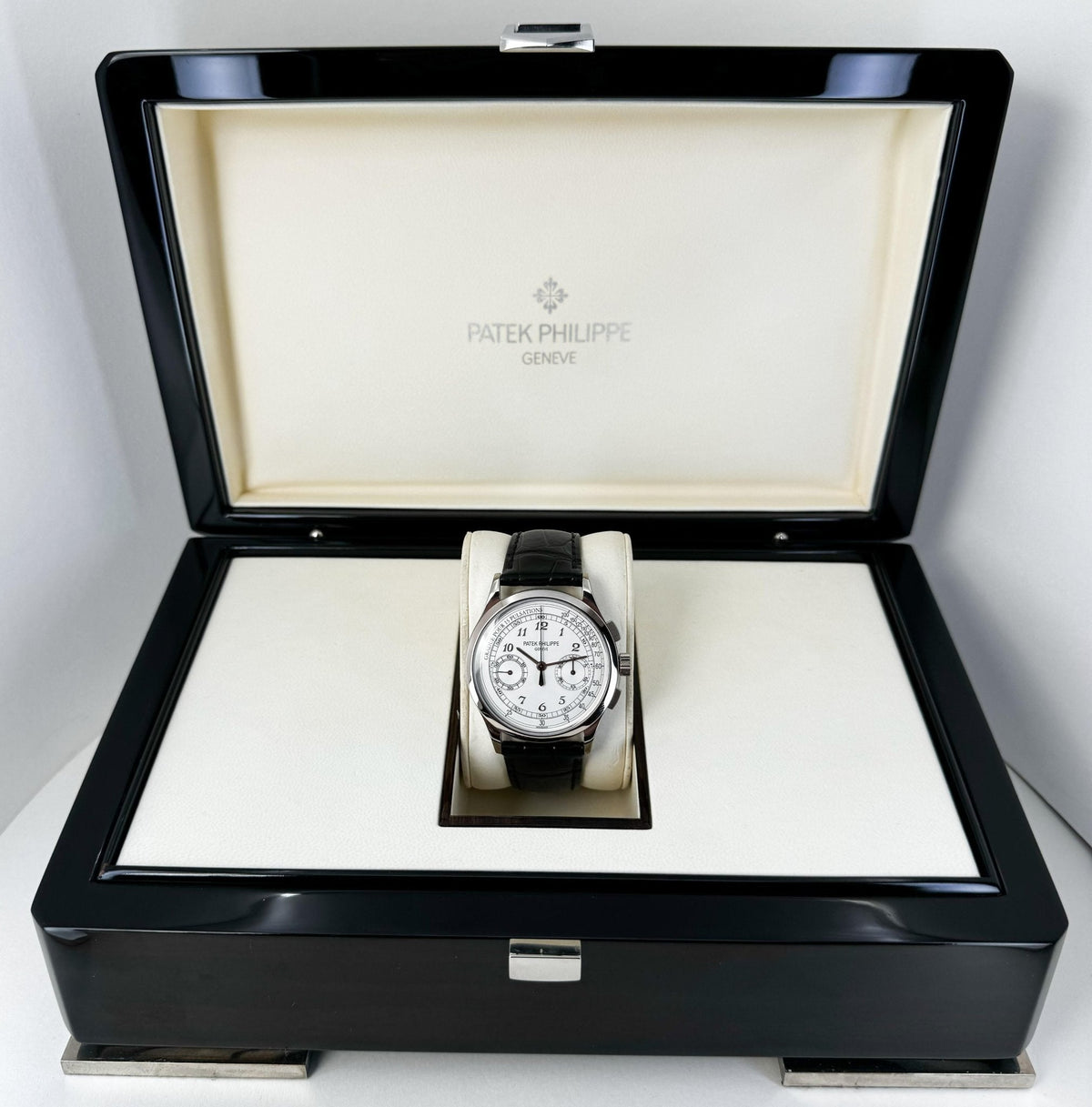 Patek Philippe 5170G-001 Complications Chronograph 39.4mm Silver White Arabic White Gold Manual