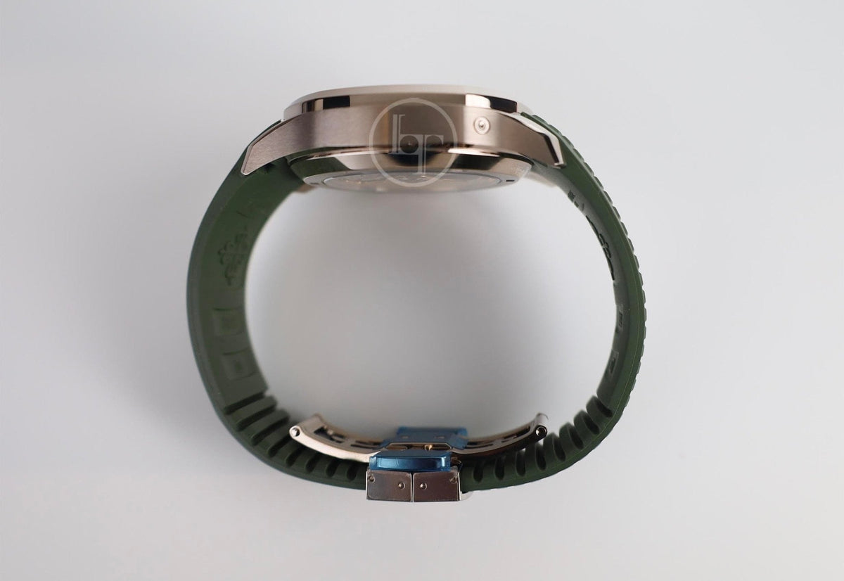 Patek Philippe Aquanaut Chronograph White Gold Khaki Green Dial 5968G-010